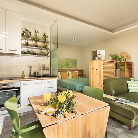 Olive Lemon Biophilic House & Lush Forest Garden วามอส ภายนอก รูปภาพ